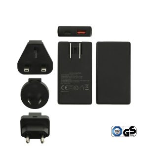 16579_Travel adapter with interchangeable plugs_1b