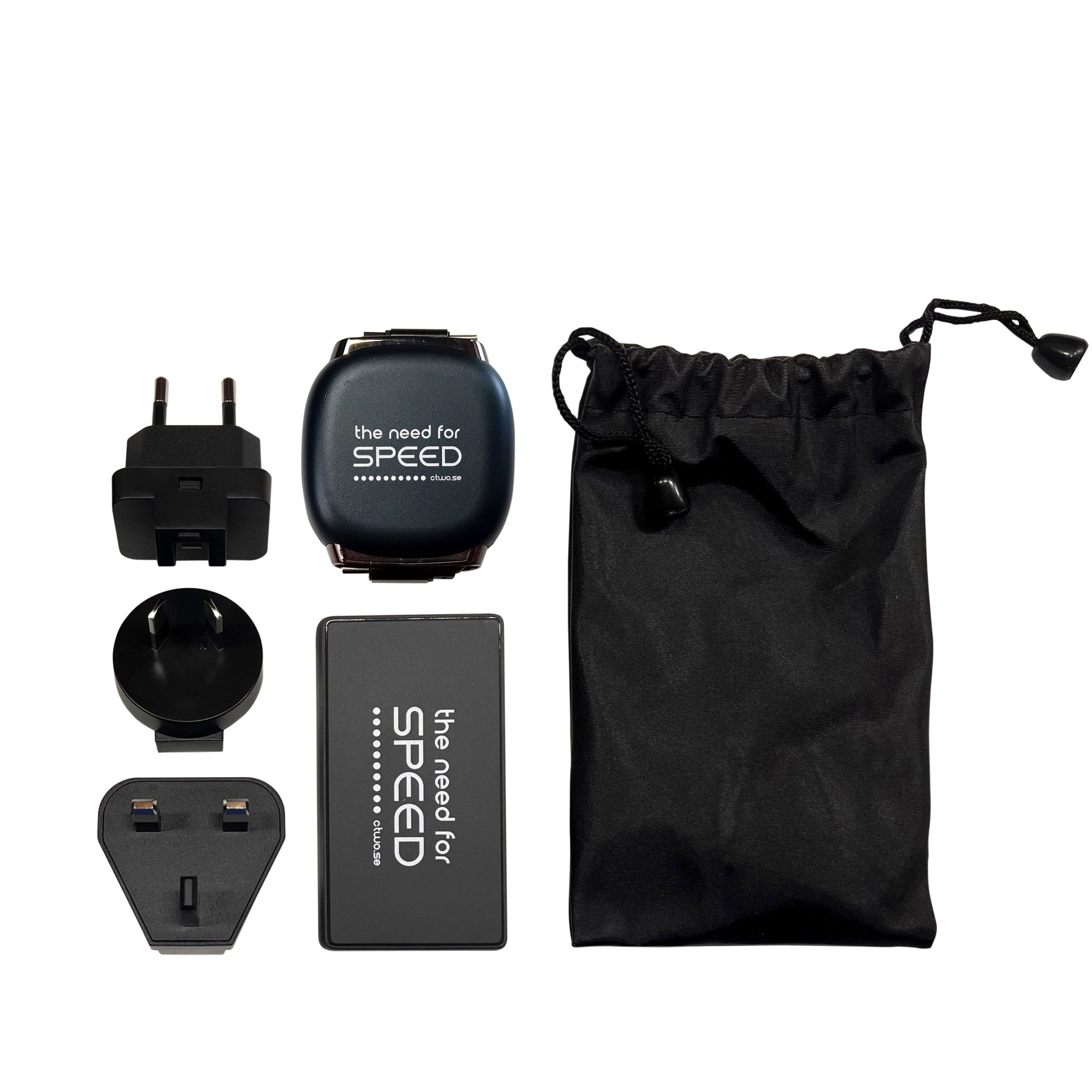 16870_Travel adapter with interchangeable plugs and 240W Square cable_9